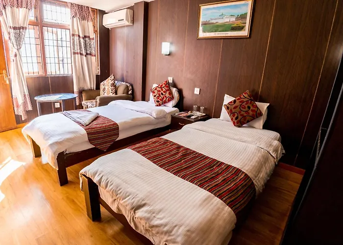 Traveler's Hotel